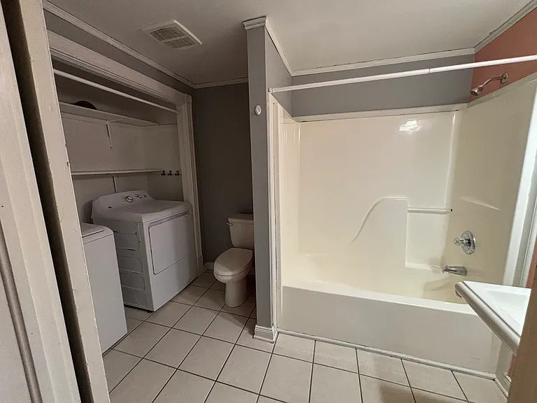 229 Brunswick St #1 — Photo 8