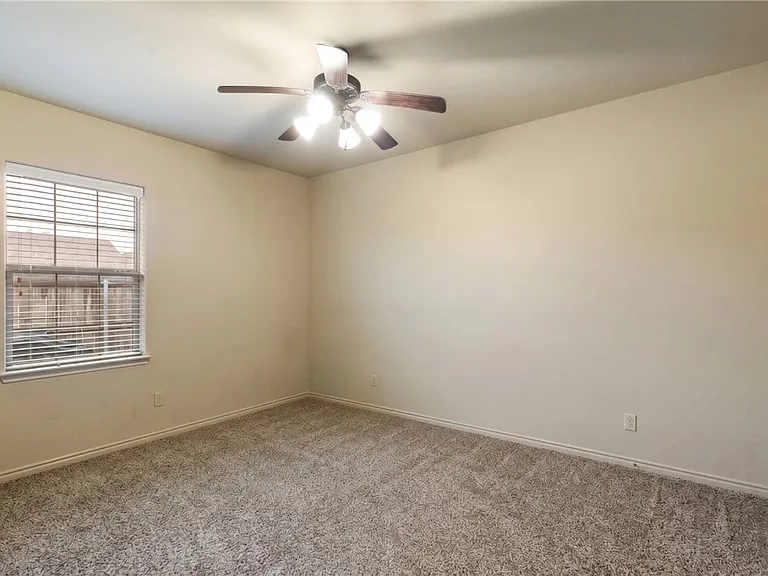 3420 General Pkwy — Photo 8