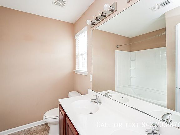 5th image of 403 Truman Dr