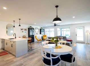 1078 Celia Cres, Gibsons, BC V0N1V7