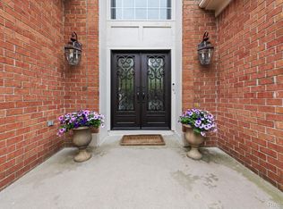 1476 Werth Dr, Rochester, MI 48306