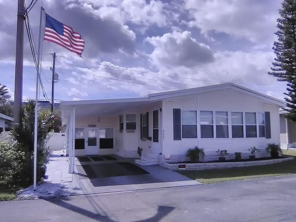 1st image of 2621 Teakwood Dr
