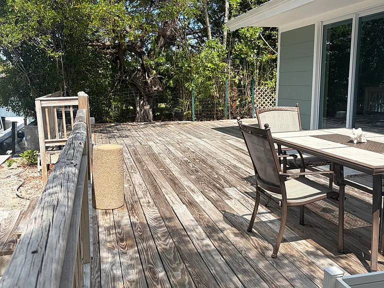 21074 Hamilton Ave — Photo 12