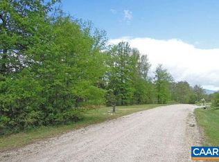 234 Fishertown Ln, Roseland, VA 22967