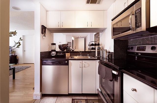 1st image of 770 Claughton Island Dr #Penthouse 14