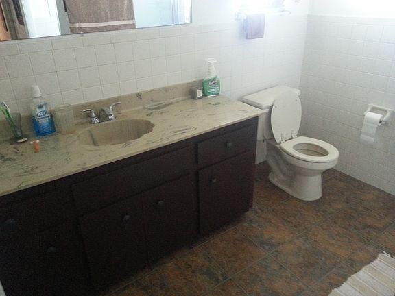 3rd image of 71 N Country Club Dr