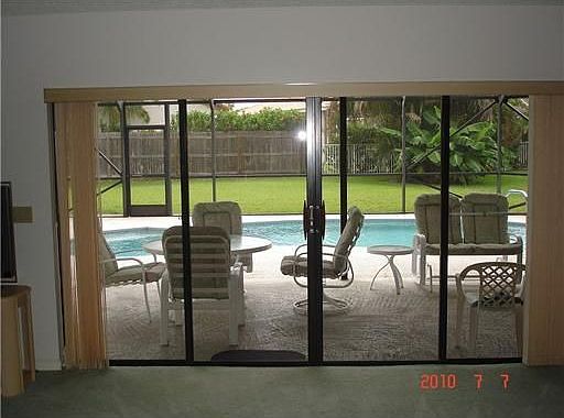 5th image of 64 Acorn Cir