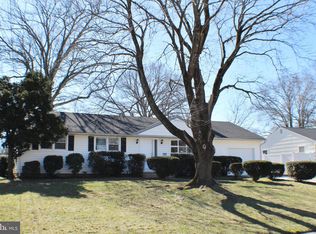 27 Cranbrook Rd, Hamilton, NJ 08690