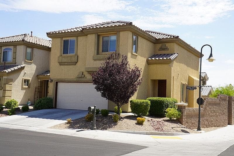 1st image of 518 Center Green Dr