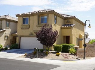 518 Center Green Dr, Las Vegas, NV 89148