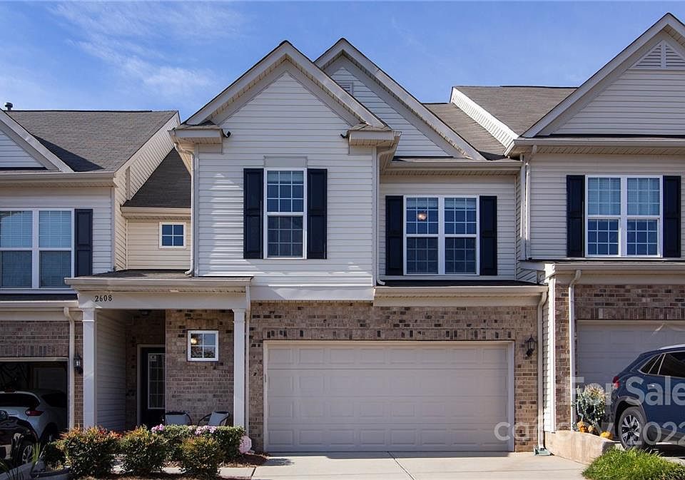 1st image of 2608 Katy Flyer Ave