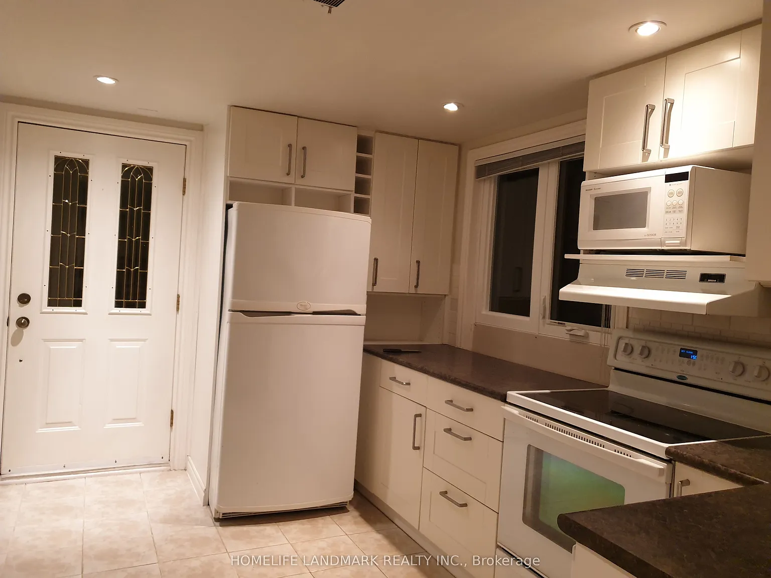 2 bed, $1,800 — Photo 2