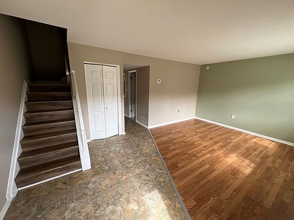 2nd image of 3730 Springwood Ave