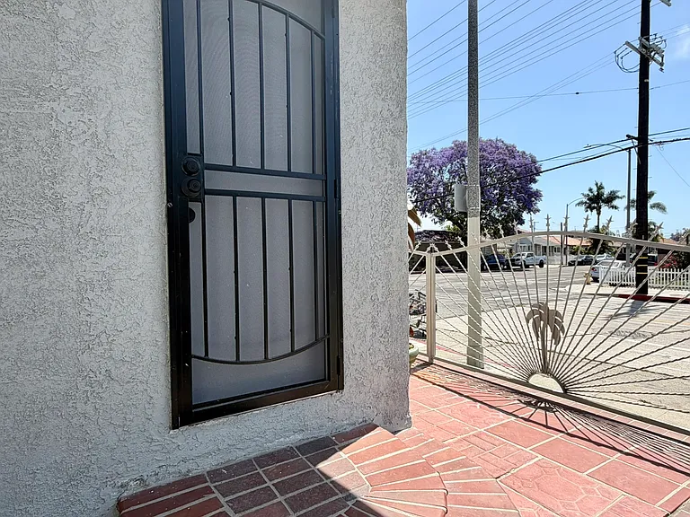 605 Lagoon Ave — Photo 31
