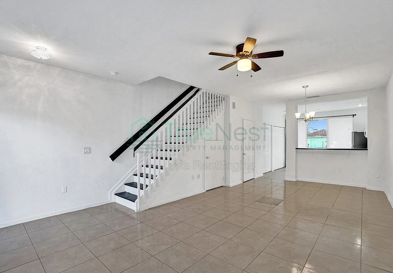2 bed, 2.5 bath, 1186 sqft, $2,050 — Photo 4