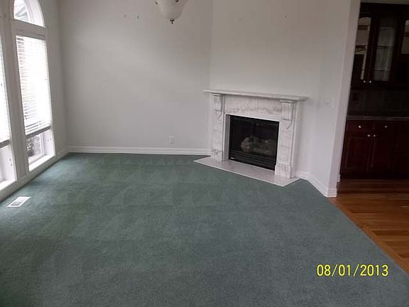 2nd image of 572 E 15th Cir