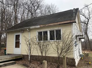2005 Fairfield Ave, Wixom, MI