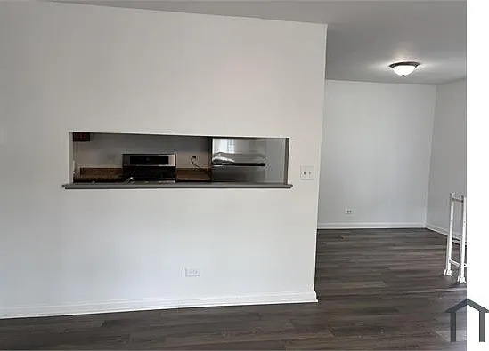 216 Eagle Ct #D — Photo 4