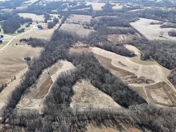 40/- Pieper Rd, Winfield, MO 63389