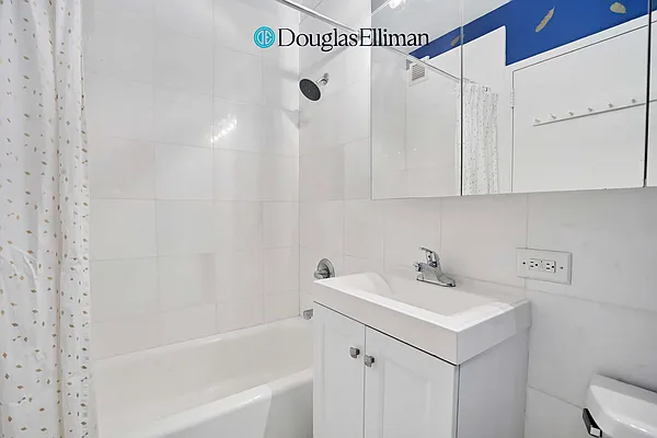 Sold by Douglas Elliman | media 8