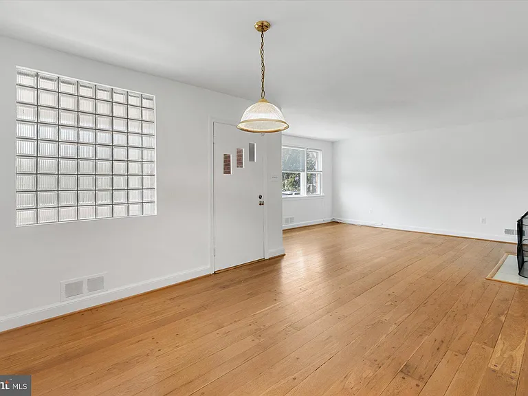 6514 Ivy Hill Dr — Photo 6