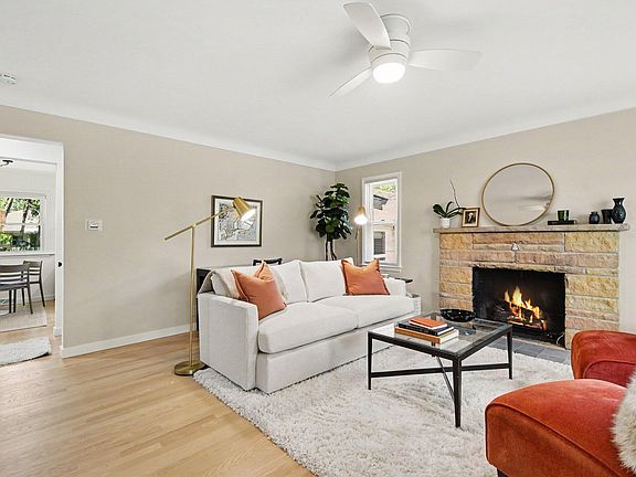 4th image of 1826 Woodcliff Ave SE