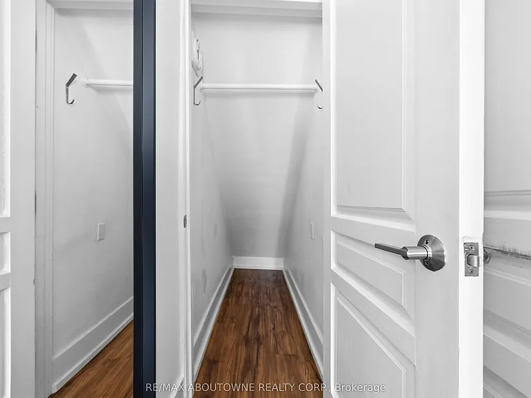 793 Pape Ave #4 — Photo 16