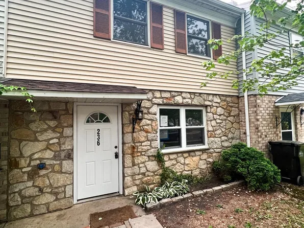 236 1st Ave, Richlandtown, PA 18955