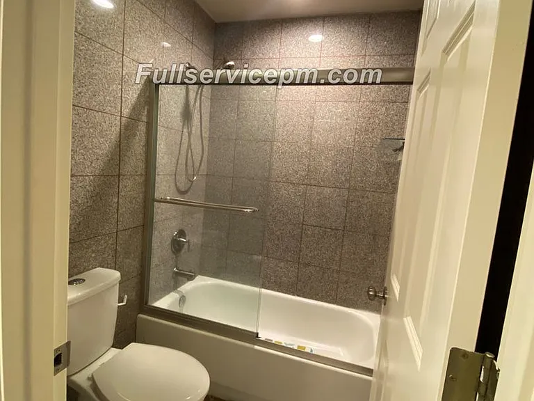 817 SW 354th St — Photo 18