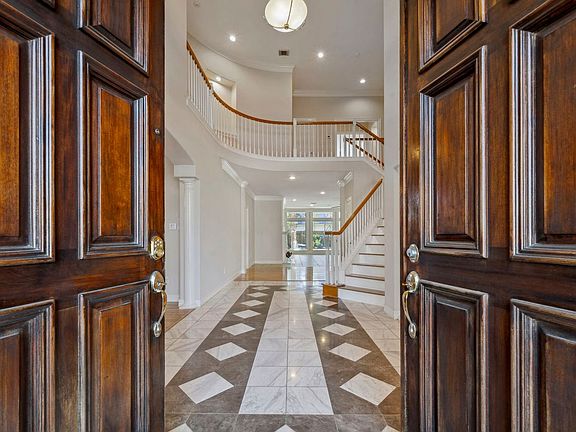 3rd image of 4207 Clearwater Ct