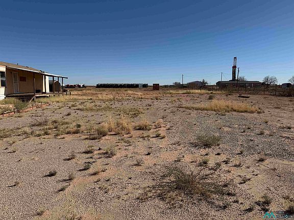 2nd image of 2006 Connie Rd