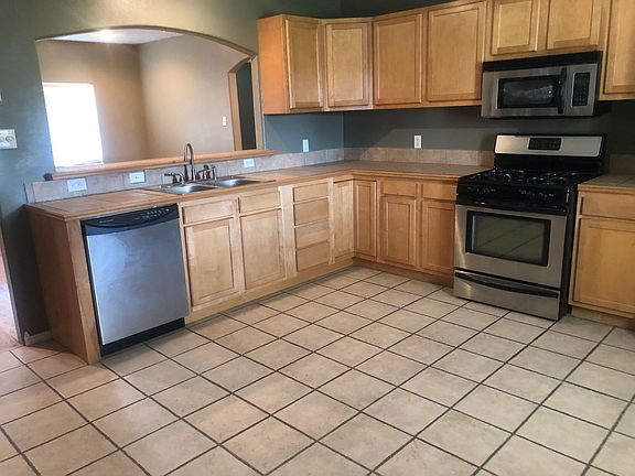 5th image of 131 N Indio Ave