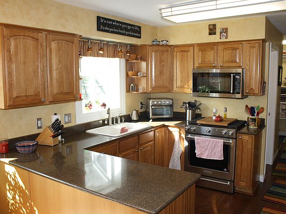 2nd image of 6951 Heatheridge Dr