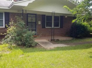 10448 Cottonwood Rd, Cottonwood, AL 36320