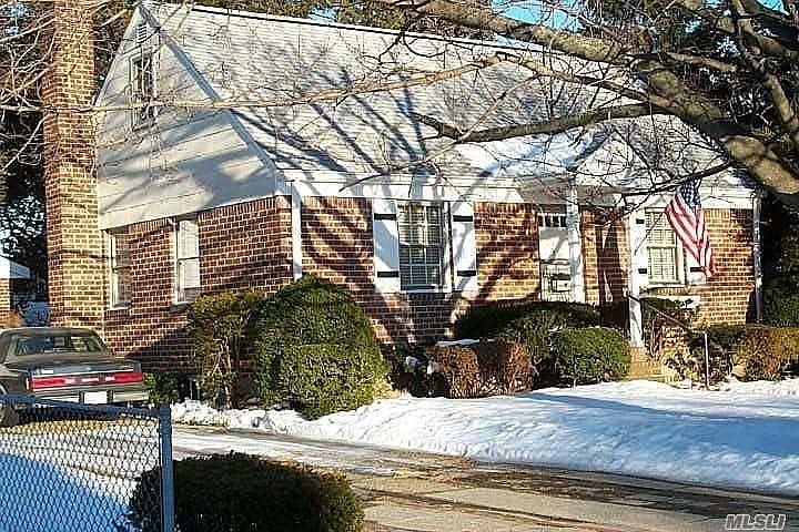 1st image of 2357 Rugby St