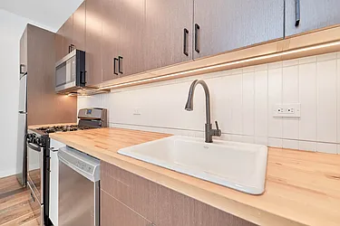 Rented by Living New York