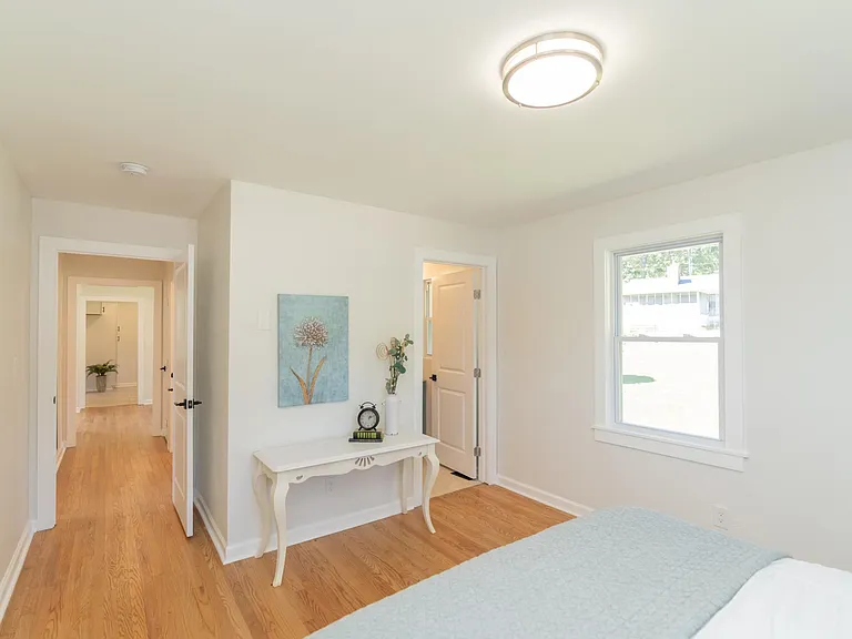 913 Woodmore Ter — Photo 43