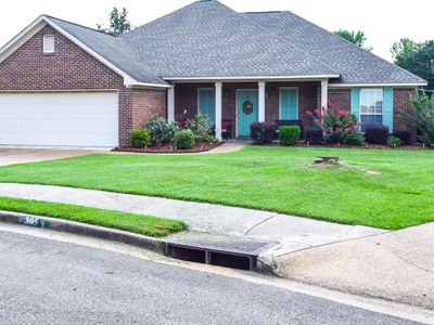 305 Peachtree St, Brandon, MS, 39042