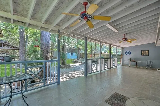 6715 Dillon Dr — Photo 26
