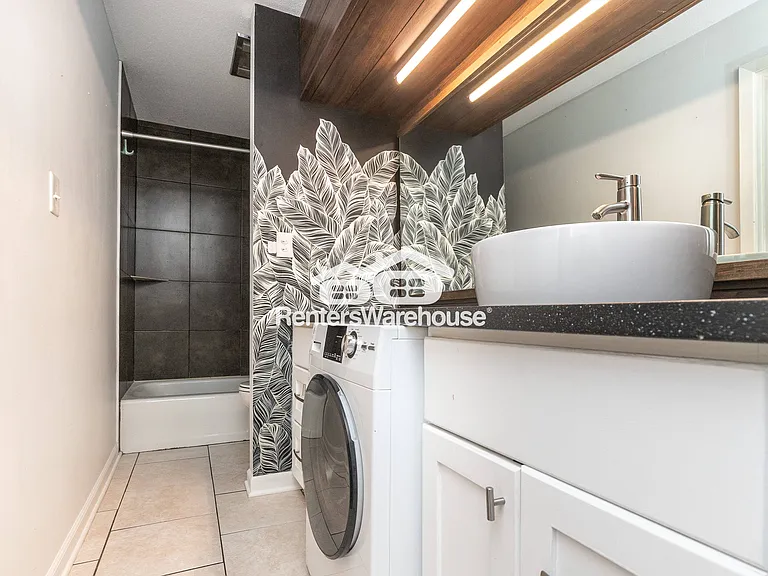 4524 Holly St #22 — Photo 7