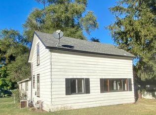 105 W Wheeler St, Hanna, IN