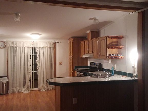 2nd image of 21 White Pine Dr