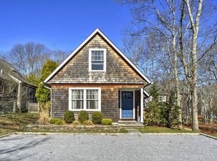 571 Accabonac Rd, East Hampton, NY 11937
