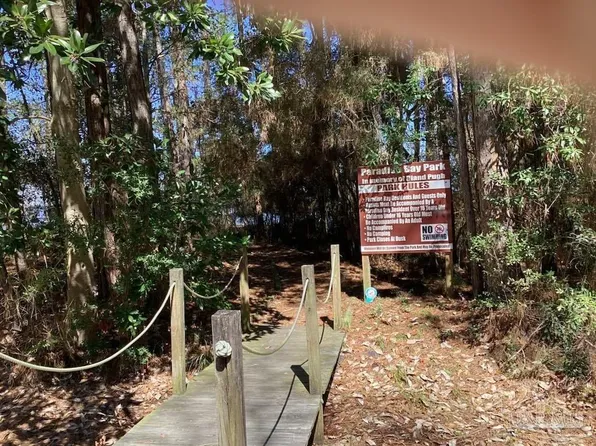 0 Lighthouse Ln, Gulf Breeze, FL 32563