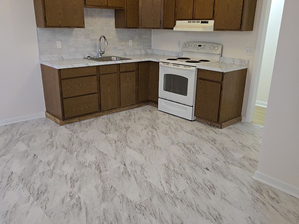 Kitchen, includes appliances.