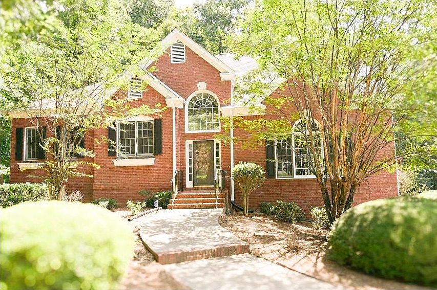 1st image of 3885 Waterford Dr