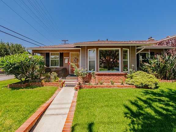 2nd image of 22939 Ocean Ave