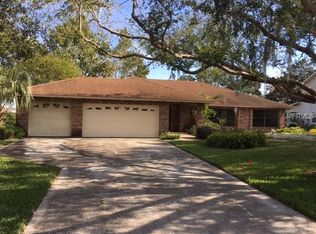 930 Van Dr, Auburndale, FL 33823
