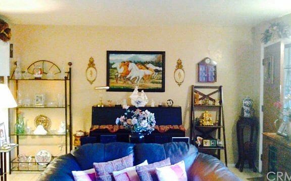 5th image of 928 El Paso Dr