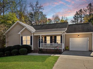 170 Broken Lance Dr, Youngsville, NC 27596